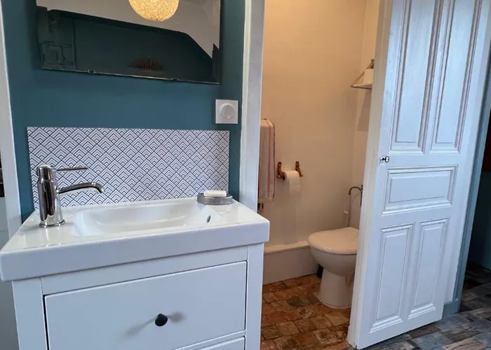 Maison Bout Du Monde Chateau Hyper Centre * أنجير